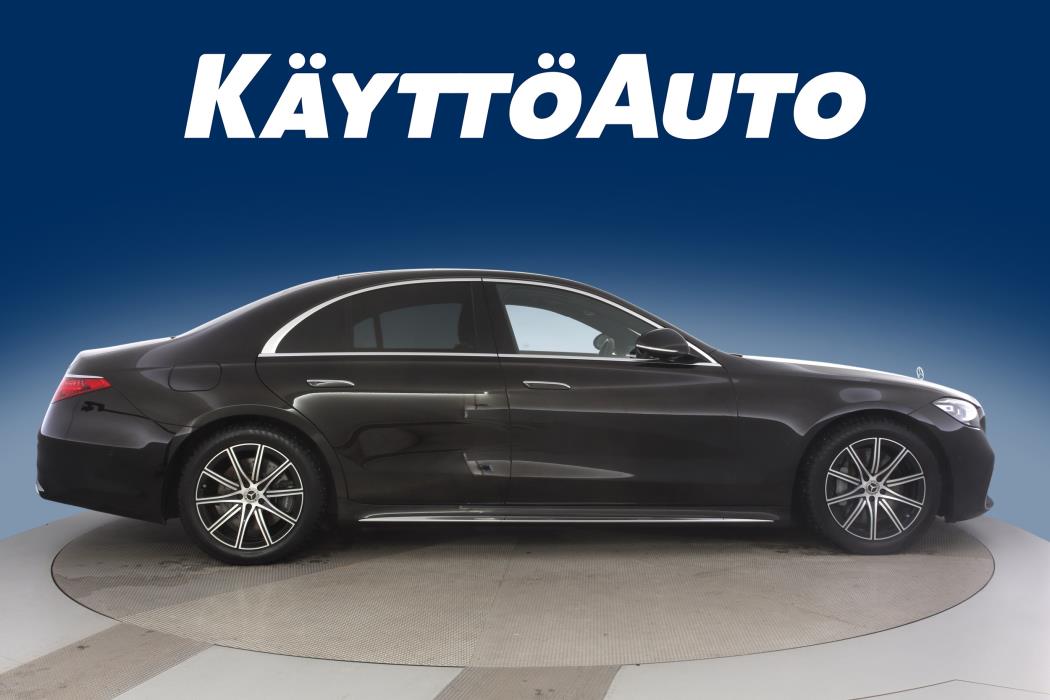 MERCEDES-BENZ S 2022