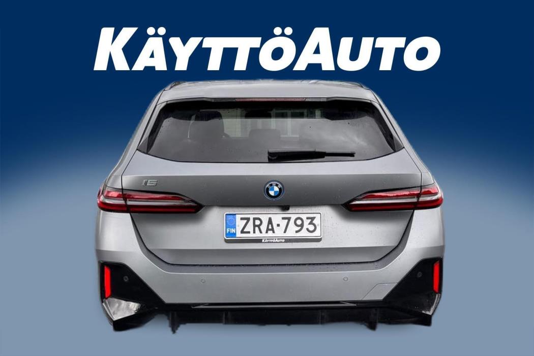 BMW i5 2024