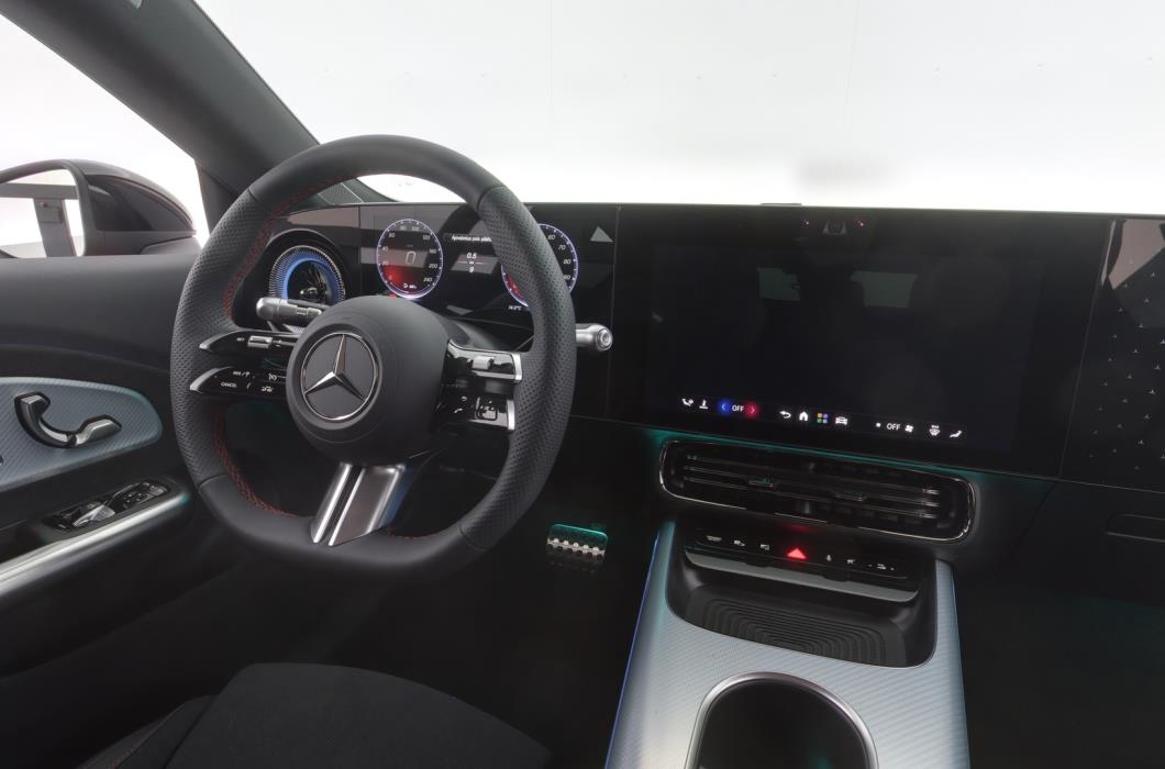 MERCEDES-BENZ CLA 2026