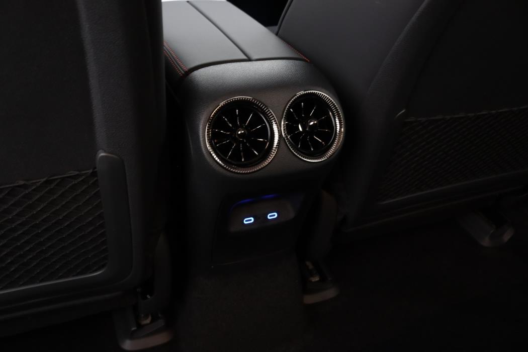 MERCEDES-BENZ CLA 2026