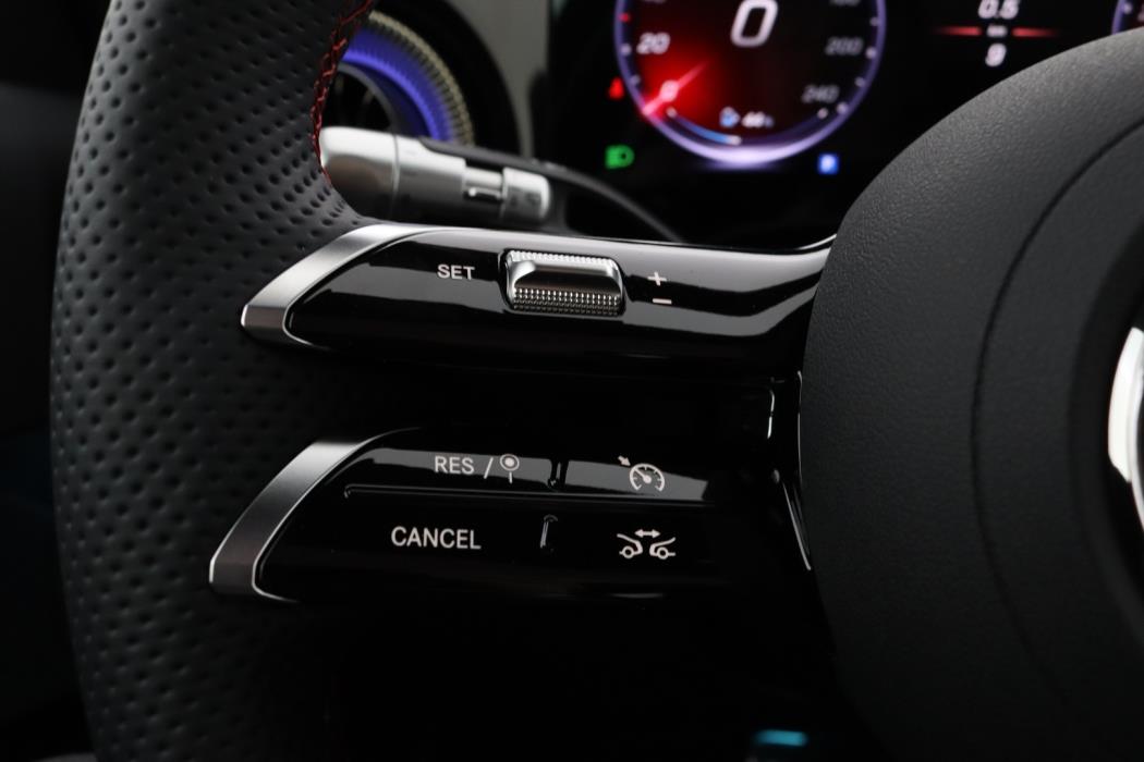 MERCEDES-BENZ CLA 2026