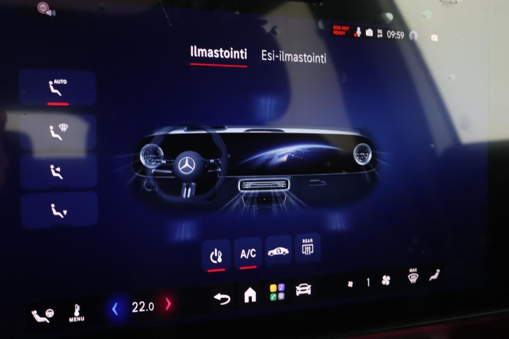 MERCEDES-BENZ GLB 2026