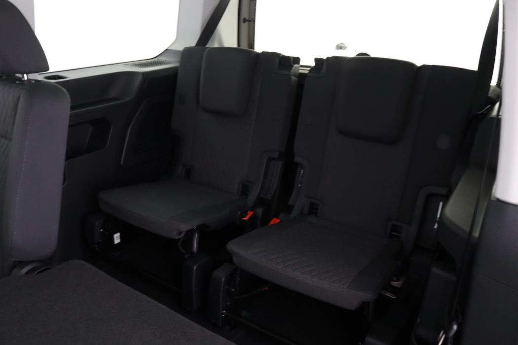 VOLKSWAGEN Caddy Maxi 2026