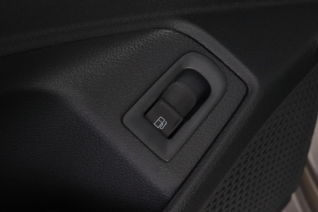 VOLKSWAGEN Caddy Maxi 2026