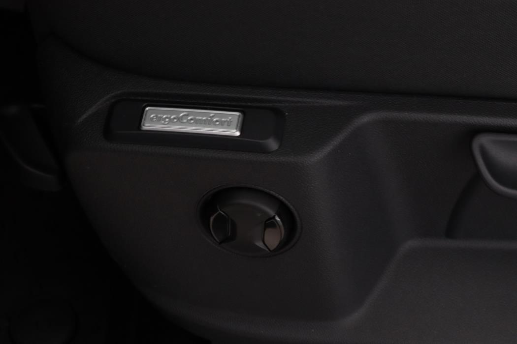 VOLKSWAGEN Caddy Maxi 2026