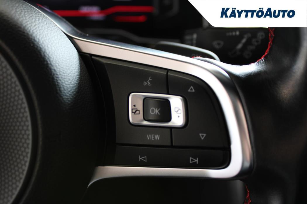 VOLKSWAGEN Polo 2019
