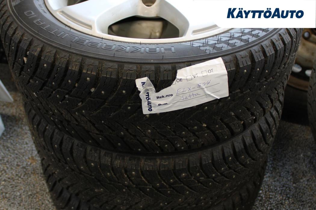 VOLKSWAGEN Jetta 2011