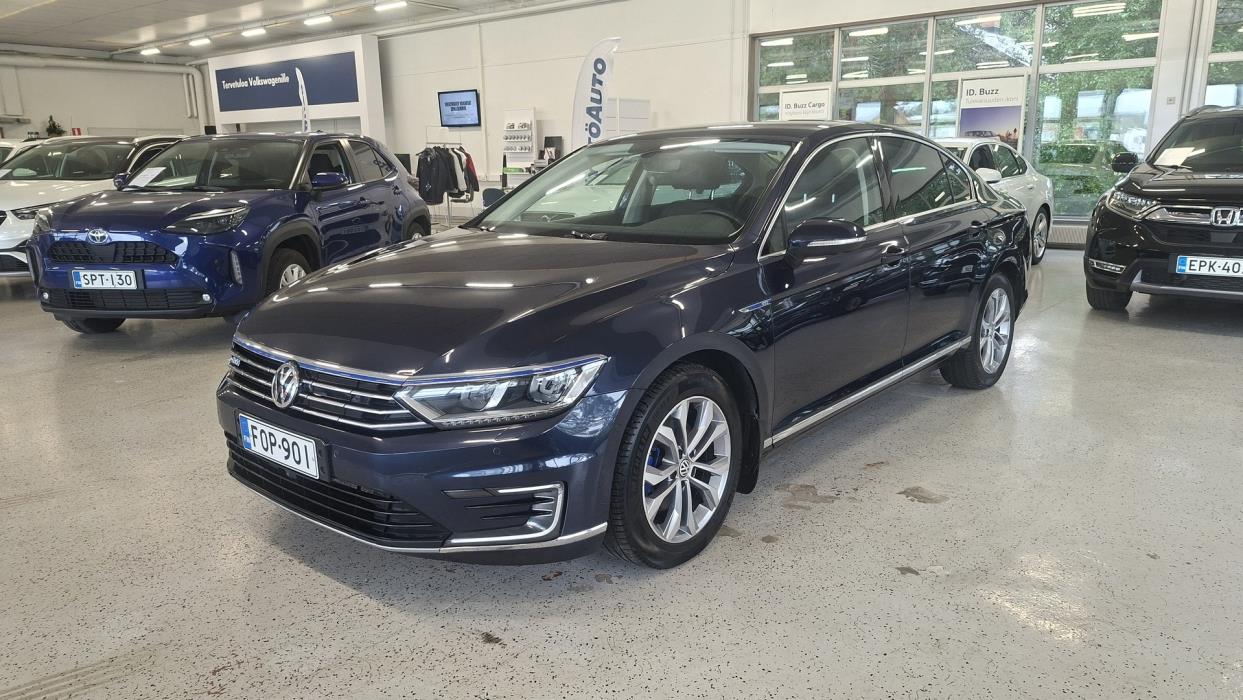 VOLKSWAGEN Passat 2016
