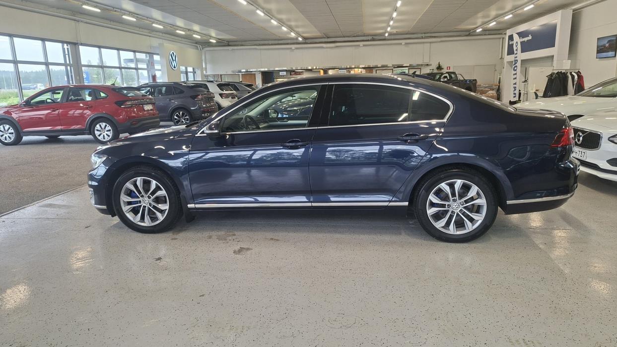 VOLKSWAGEN Passat 2016