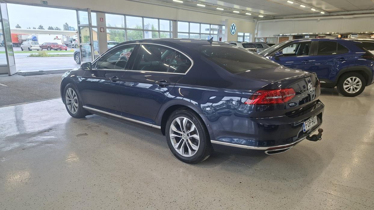 VOLKSWAGEN Passat 2016