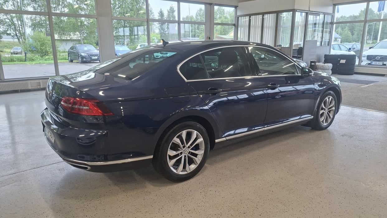 VOLKSWAGEN Passat 2016