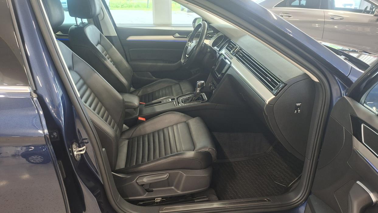 VOLKSWAGEN Passat 2016