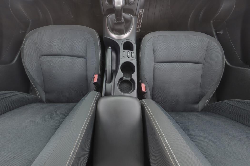 NISSAN Qashqai 2010