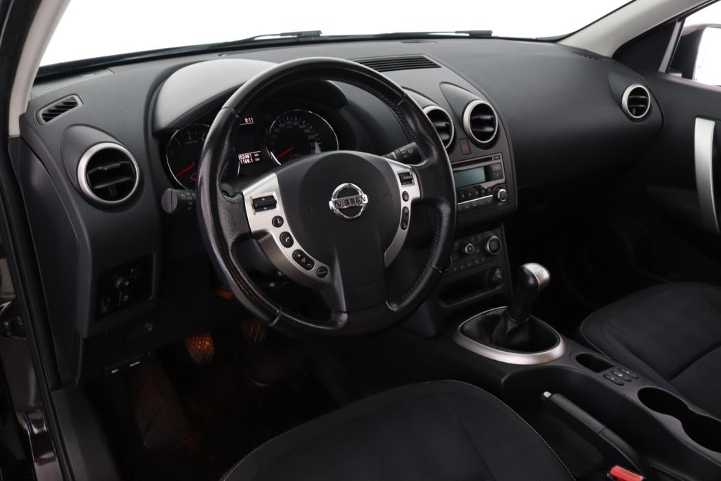 NISSAN Qashqai 2010