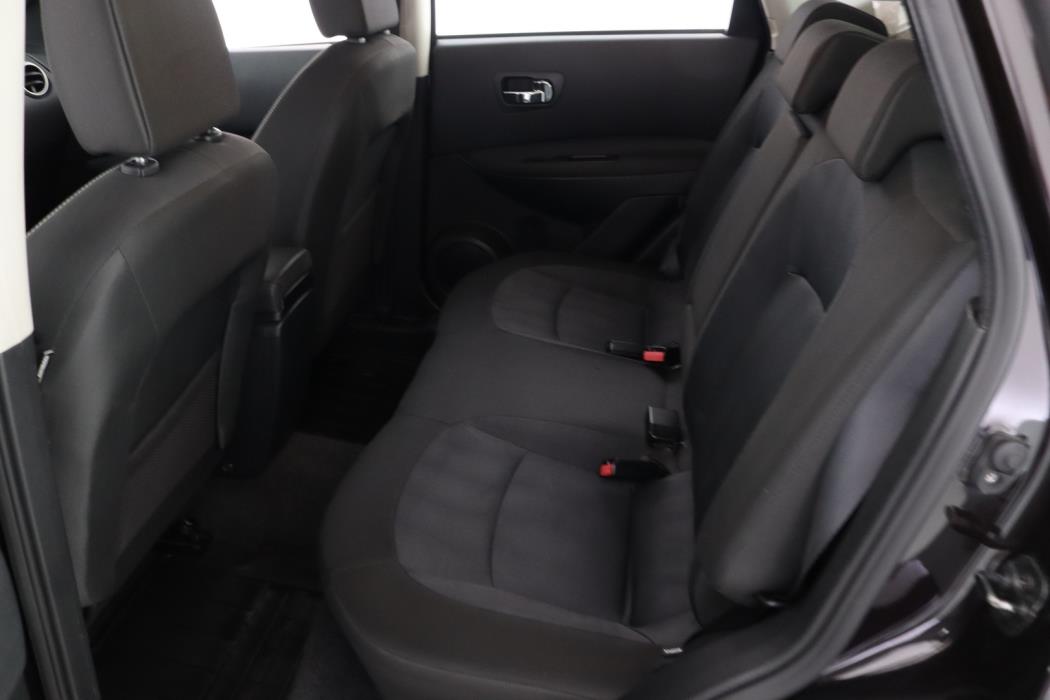 NISSAN Qashqai 2010