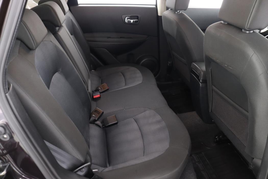 NISSAN Qashqai 2010
