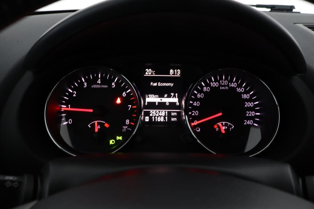 NISSAN Qashqai 2010