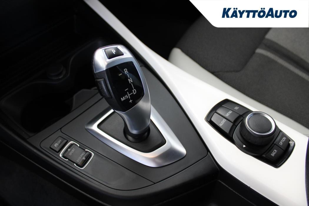 BMW 118 2016
