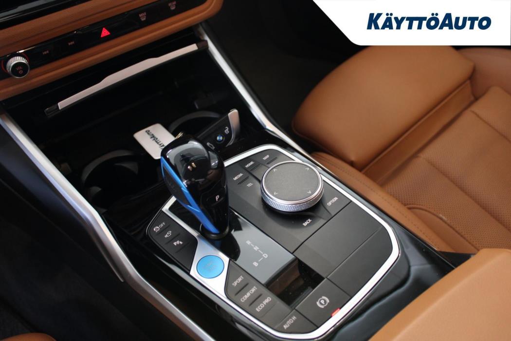BMW i4 2023