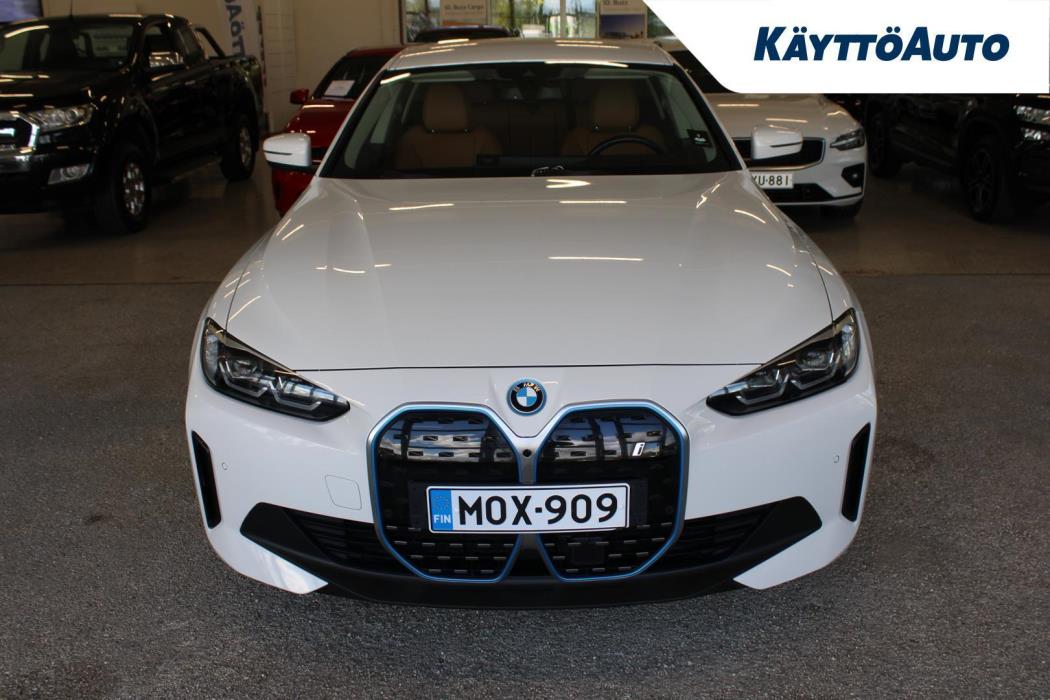 BMW i4 2023