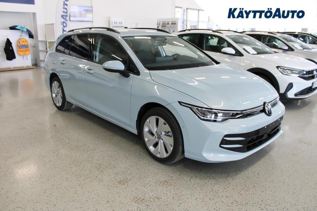 VOLKSWAGEN Golf 2026