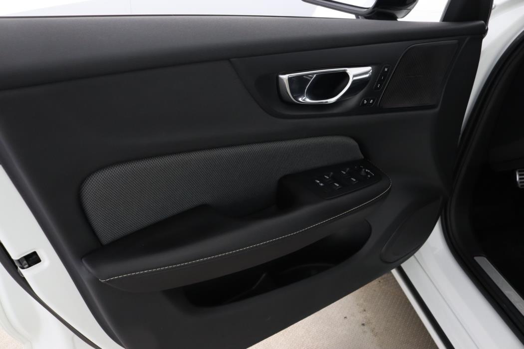 VOLVO V60 2018