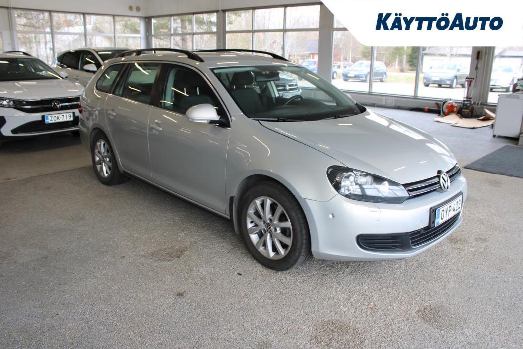 VOLKSWAGEN Golf 2011