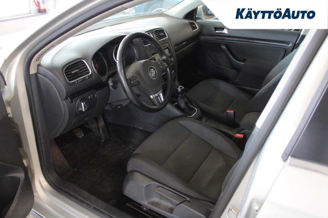 VOLKSWAGEN Golf 2011