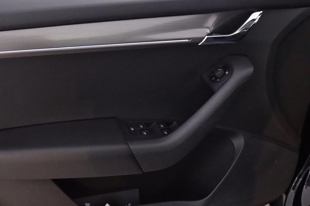 SKODA Octavia 2019