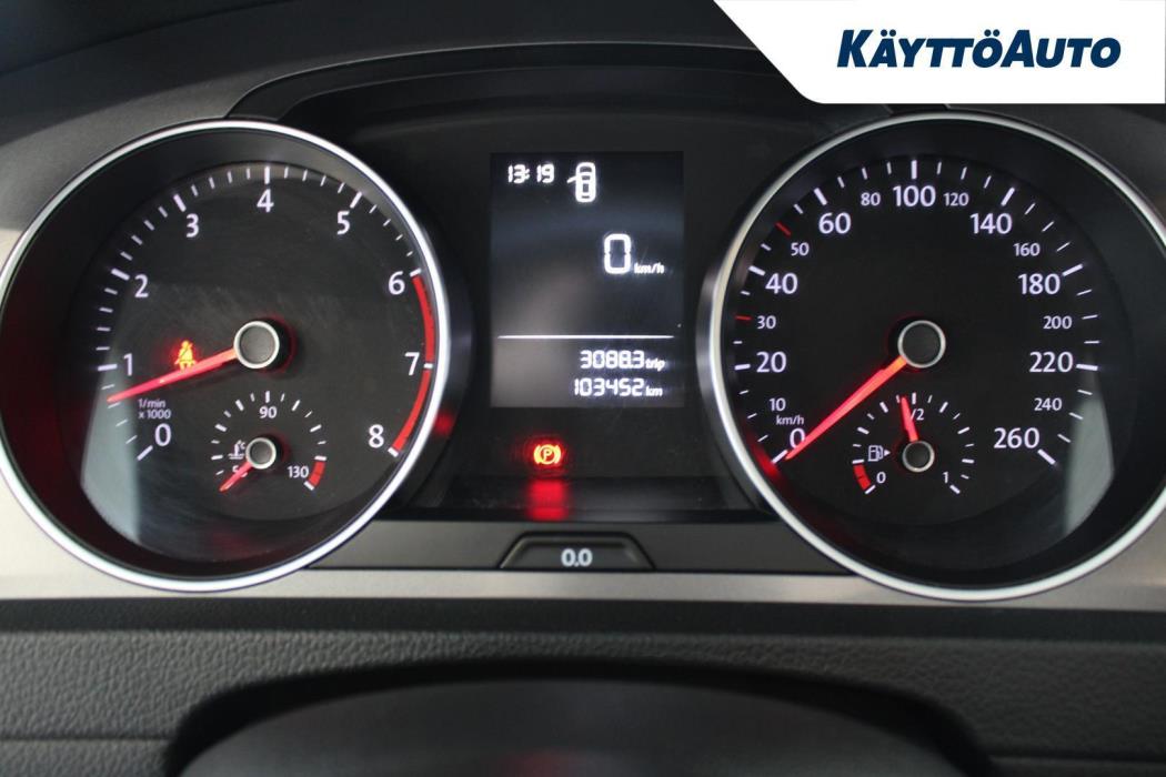 VOLKSWAGEN Golf 2013