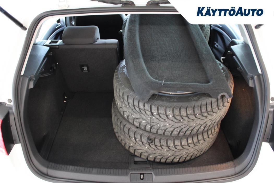 VOLKSWAGEN Golf 2013