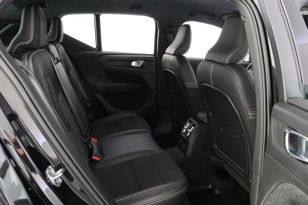 VOLVO XC40 2020