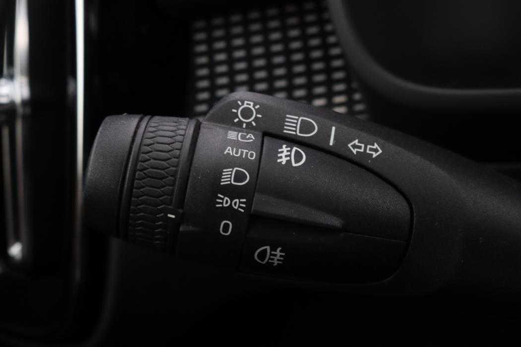 VOLVO XC40 2020