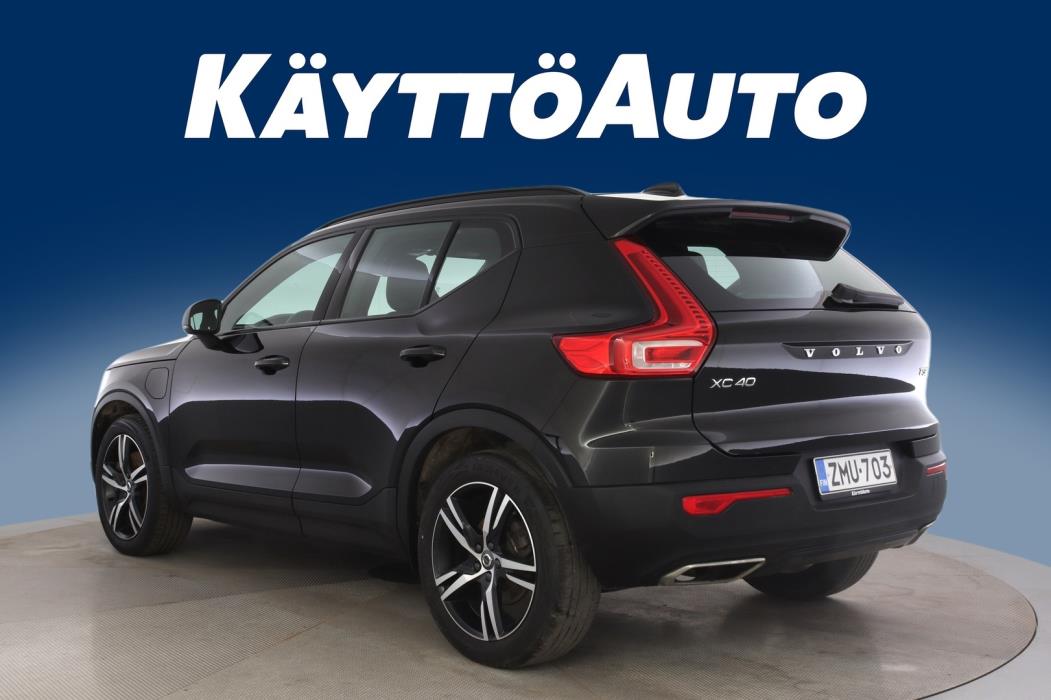 VOLVO XC40 2020