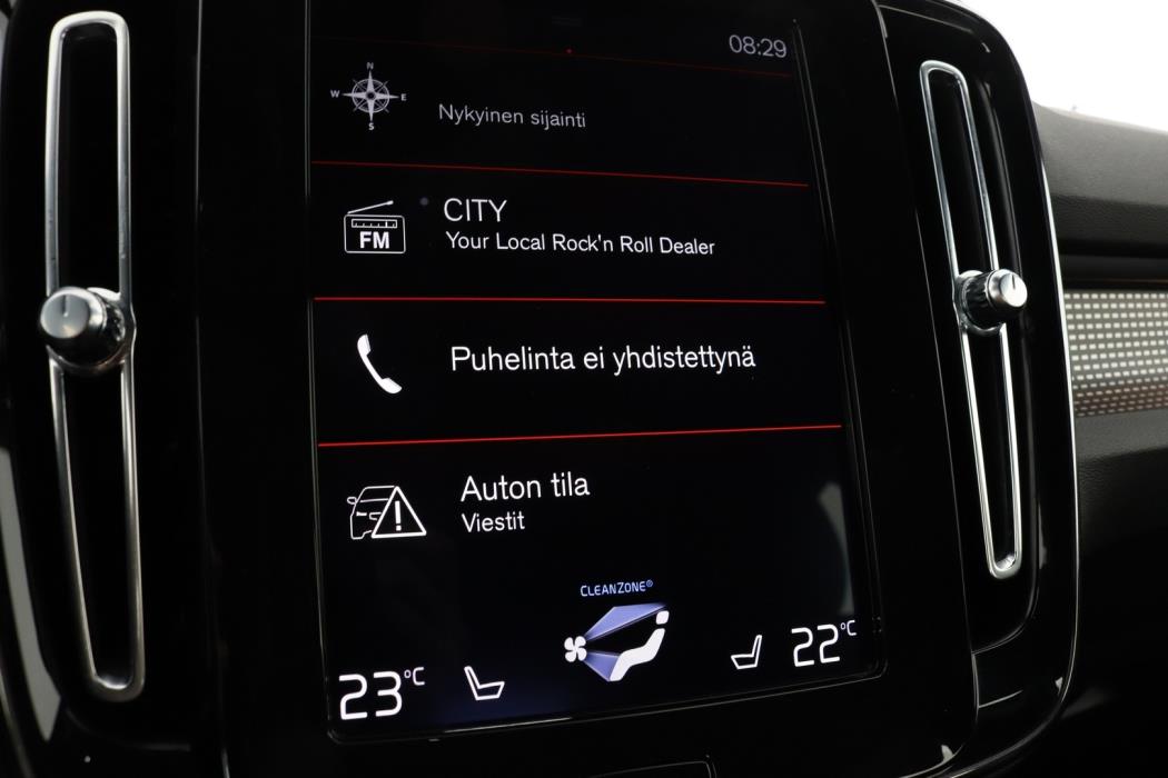 VOLVO XC40 2020