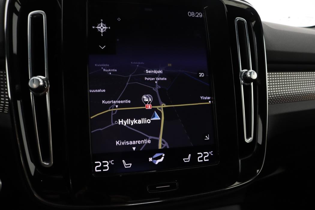 VOLVO XC40 2020