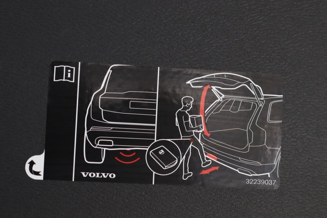 VOLVO XC40 2020