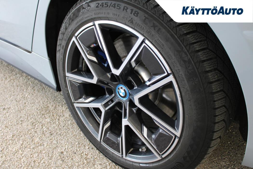 BMW i4 2023