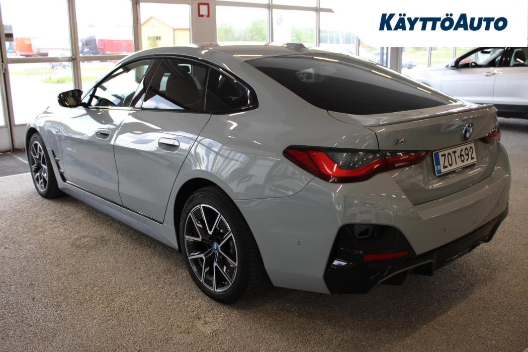 BMW i4 2023