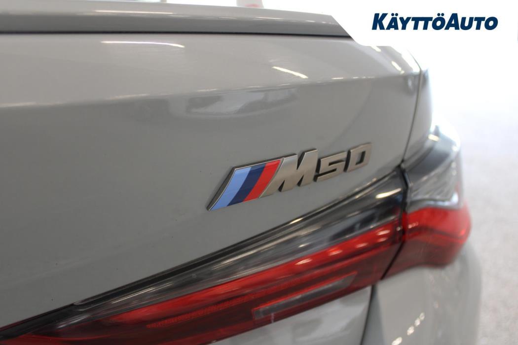 BMW i4 2023