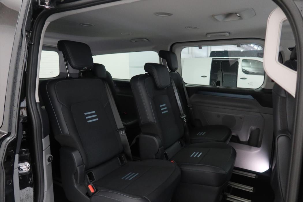 FORD Tourneo Custom 2025