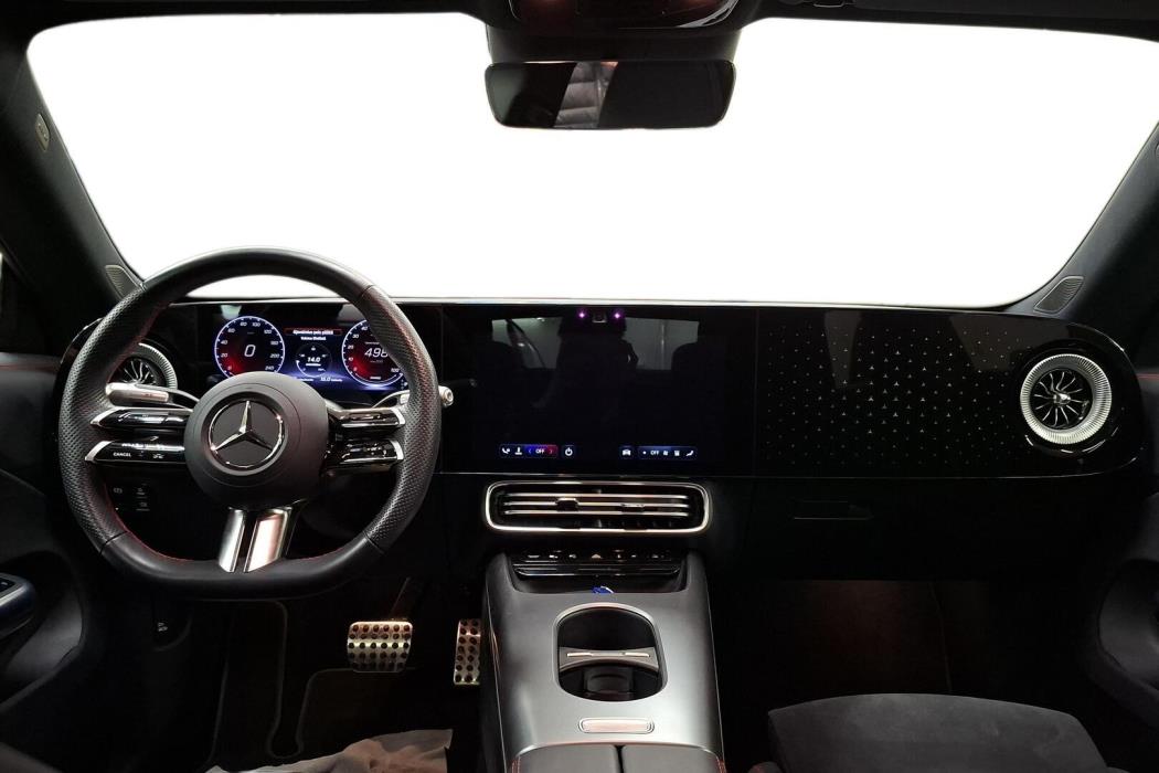 MERCEDES-BENZ CLA 2025