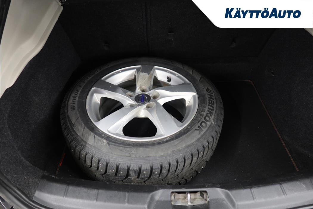 Volvo V40 Cross Country 2015