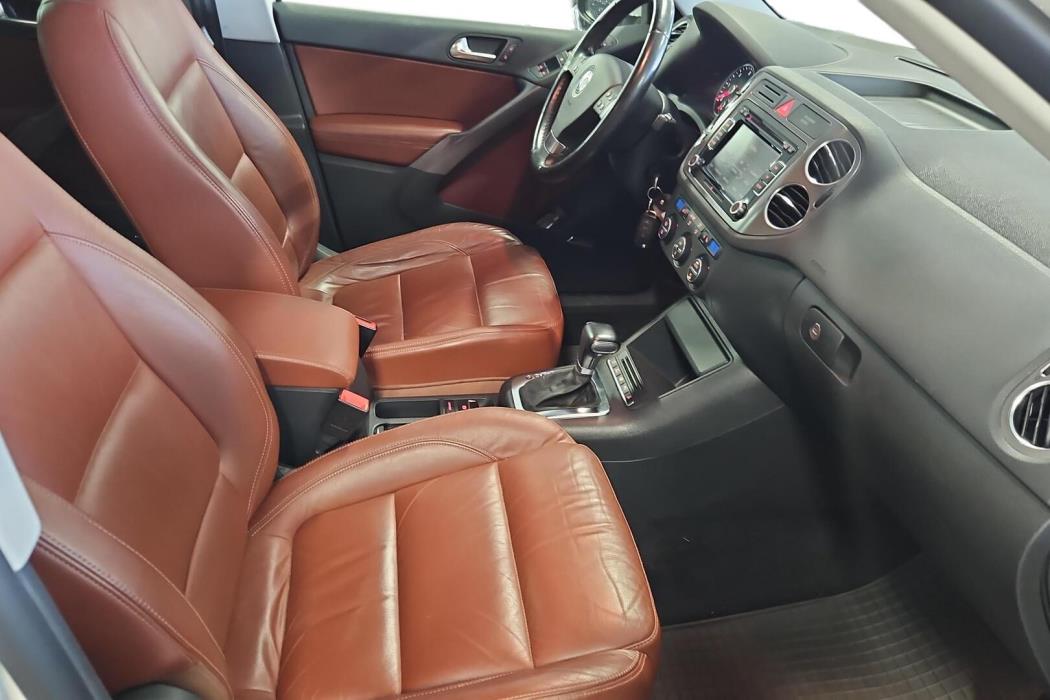 VOLKSWAGEN Tiguan 2009