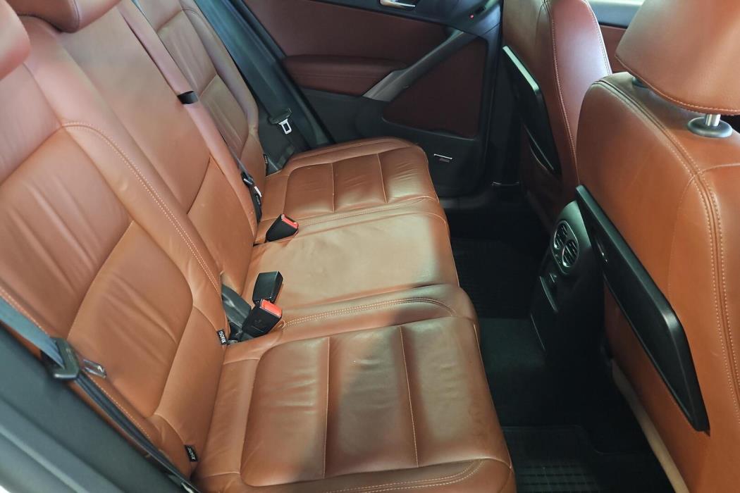 VOLKSWAGEN Tiguan 2009