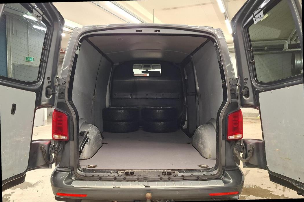VOLKSWAGEN Transporter 2020