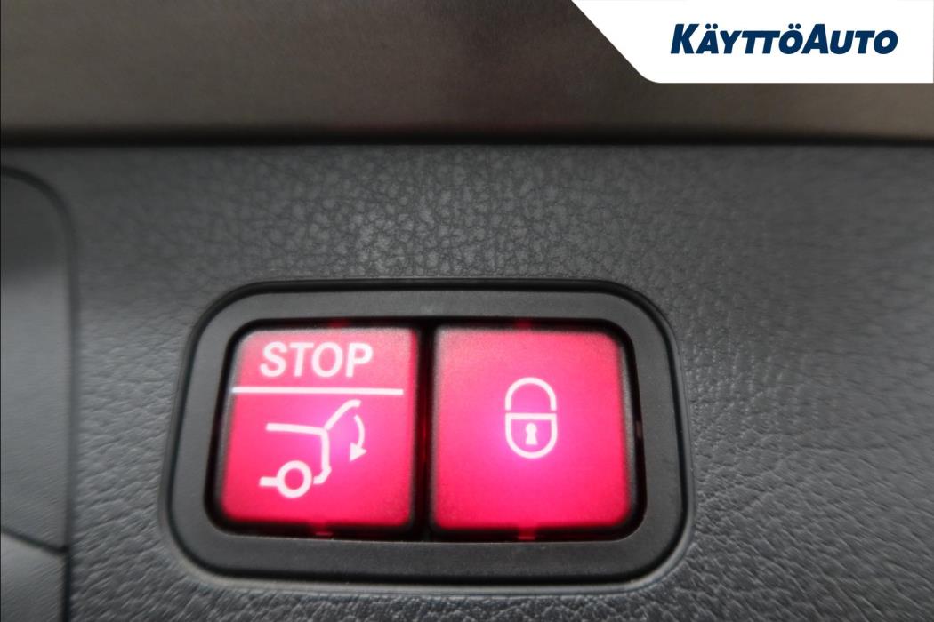 MERCEDES-BENZ GLB 2021