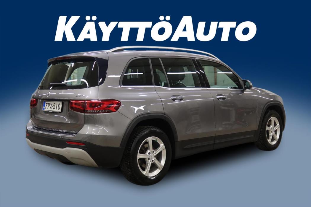 MERCEDES-BENZ GLB 2021