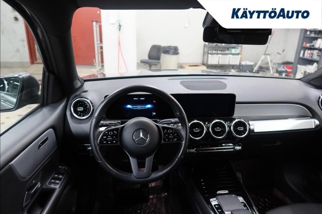 MERCEDES-BENZ GLB 2021