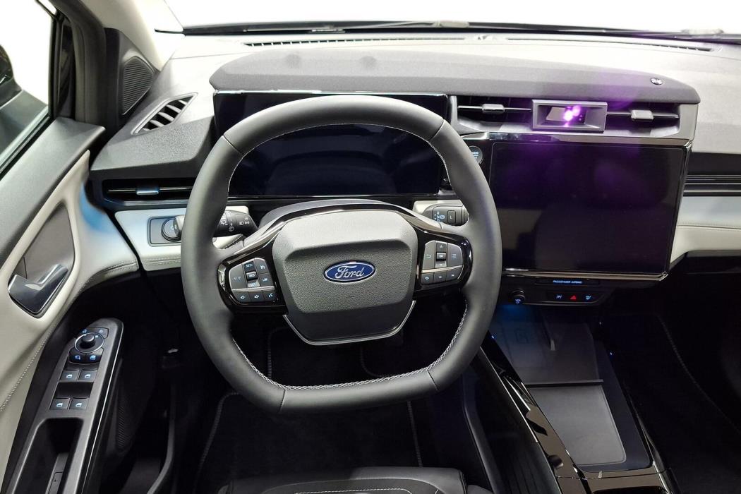 FORD PUMA GEN-E 2027